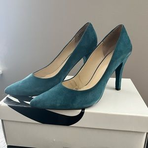 Nine West suede pumps